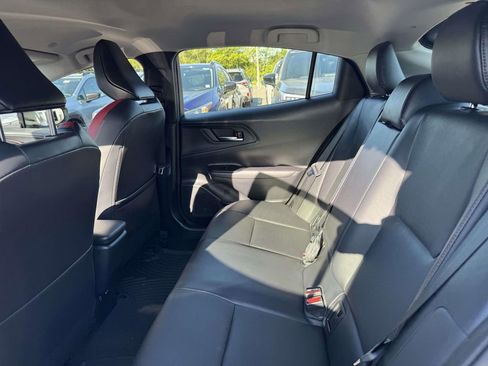 Used 2024 Toyota Prius Prime FWD image 9
