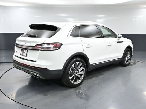 Used 2023 Lincoln Nautilus Reserve w/ Equipment Group 201A image 6