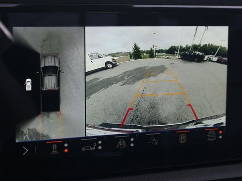 Used 2024 GMC Sierra 3500 AT4 w/ AT4 Premium Plus Package AWD/4WD image 24