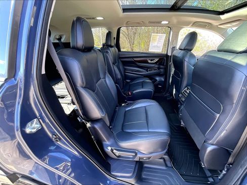 Used 2023 Subaru Ascent Touring AWD/4WD image 16