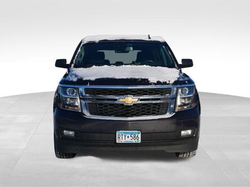Used 2017 Chevrolet Tahoe LT image 2