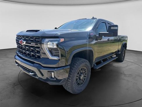 Used 2024 Chevrolet Silverado 2500 ZR2 w/ Technology Package AWD/4WD image 21