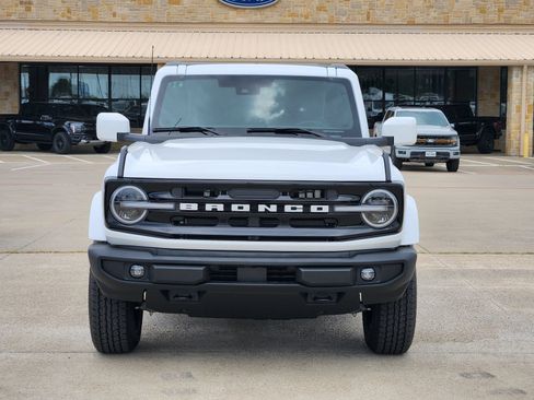 New 2026 Ford Bronco Outer Banks AWD/4WD image 6