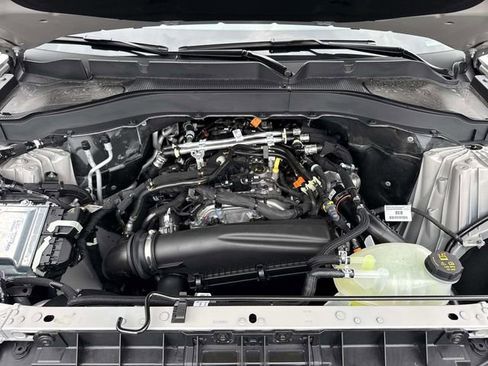 New 2026 Ford Explorer Active RWD image 10