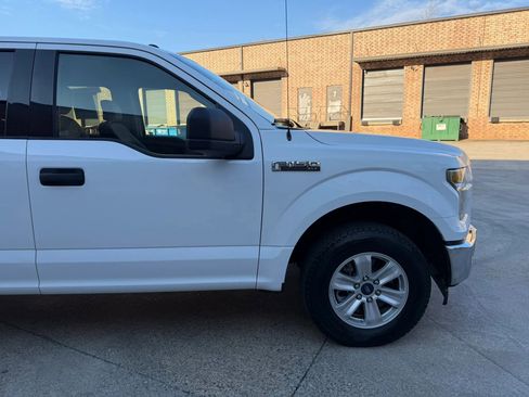 Used 2017 Ford F150 XLT image 10