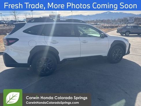 Used 2025 Subaru Outback Onyx Edition image 9