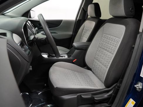 Certified 2022 Chevrolet Equinox LS FWD image 5