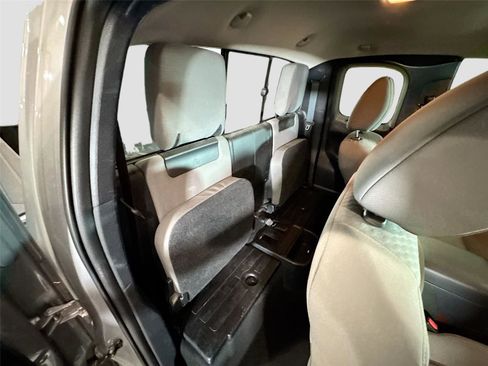 Used 2020 Toyota Tacoma SR w/ SX Package image 16