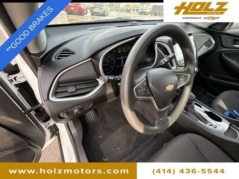 Certified 2023 Chevrolet Malibu LS image 10