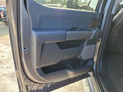 New 2026 Ford F350 Lariat w/ Black Appearance Package image 26