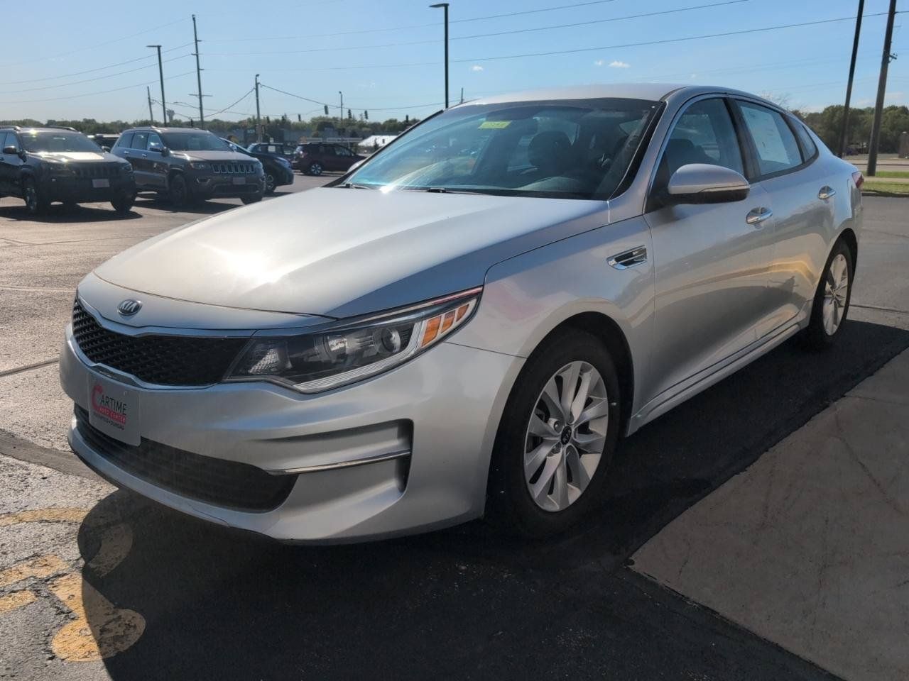 Used 2017 Kia Optima LX FWD image 4