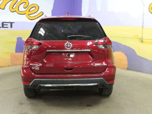 Used 2020 Nissan Rogue SV AWD/4WD image 7