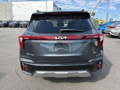 New 2026 Kia Seltos EX