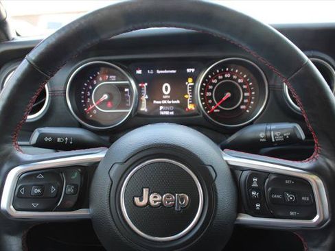 Certified 2020 Jeep Gladiator Rubicon AWD/4WD image 34