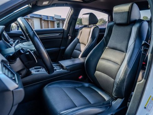 Used 2018 Honda Accord Sport image 25