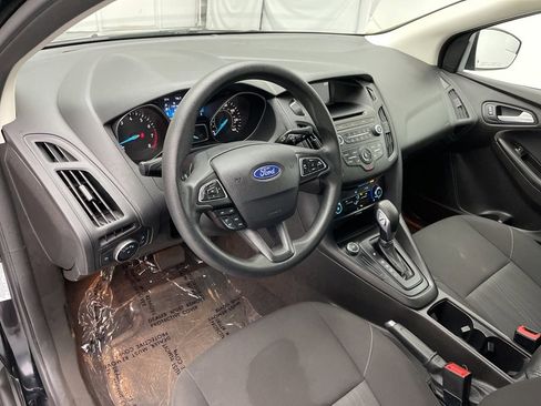 Used 2017 Ford Focus SE image 15
