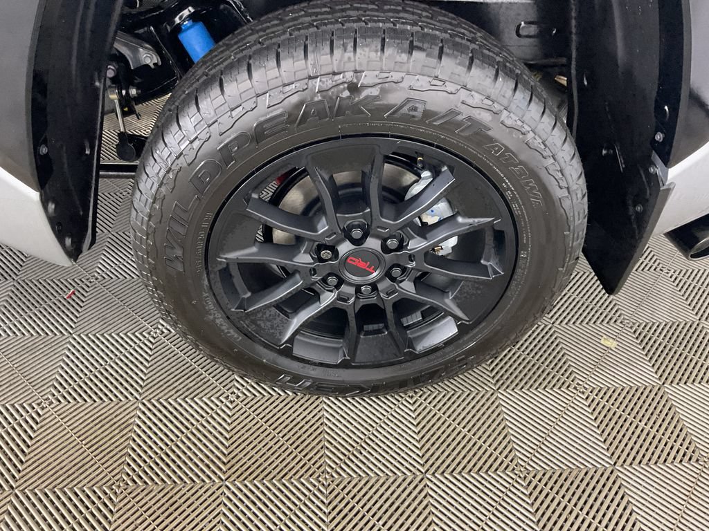 New 2026 Toyota Tundra Platinum w/ TRD Off-Road Package AWD/4WD image 5
