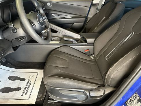 Used 2023 Hyundai Elantra SEL FWD image 20