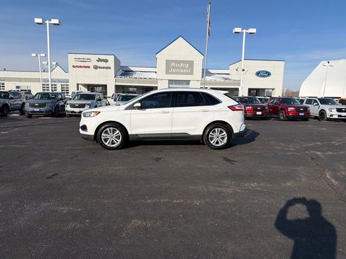 Used 2020 Ford Edge SEL image 2