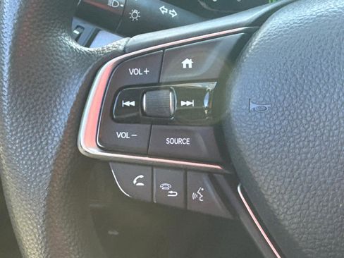 Used 2018 Honda Accord LX image 22