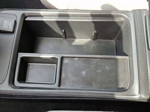 Used 2015 Honda CR-V LX image 27