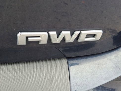 Used 2017 GMC Terrain SLT w/ Open Road Package image 30