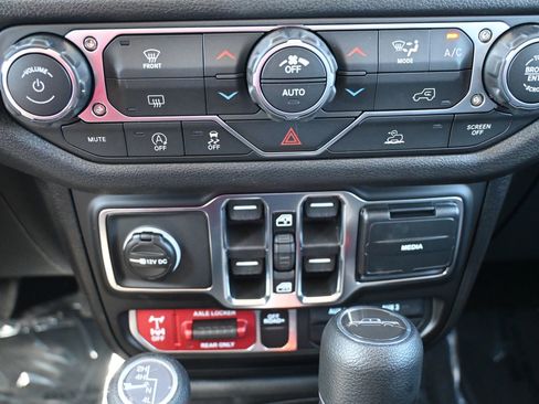 New 2026 Jeep Gladiator Willys image 13