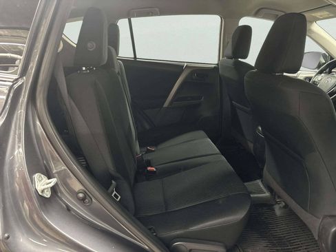 Used 2018 Toyota RAV4 LE w/ All Weather Liner Package AWD/4WD image 16