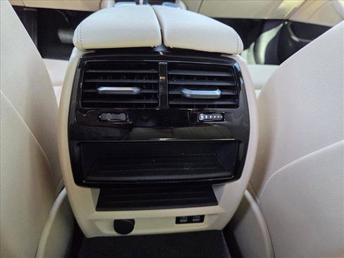 Certified 2023 BMW 530i w/ Convenience Package image 18