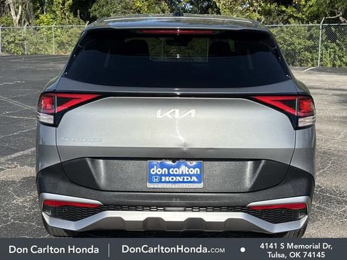 Used 2023 Kia Sportage LX FWD image 5