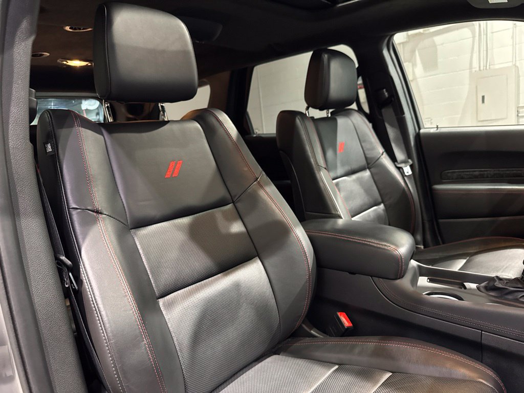 Used 2023 Dodge Durango R/T w/ Tow 'N Go Group AWD/4WD image 32