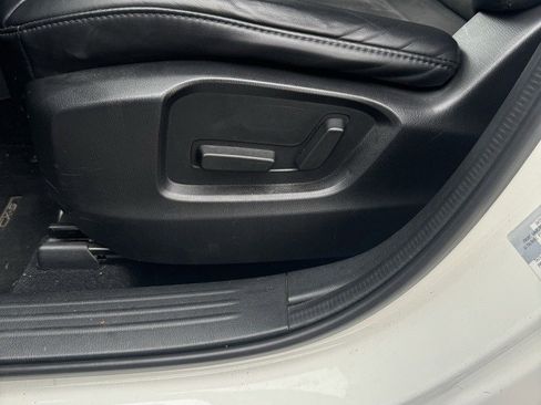 Used 2018 MAZDA CX-5 Touring image 12