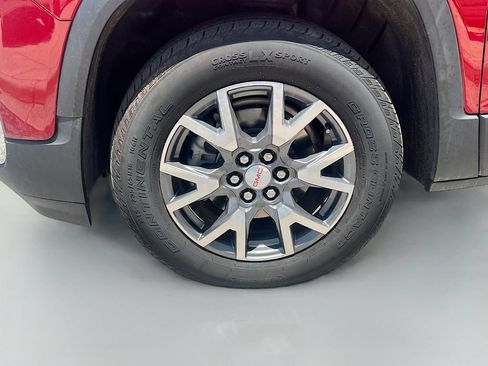 Used 2023 GMC Acadia SLT AWD/4WD image 33