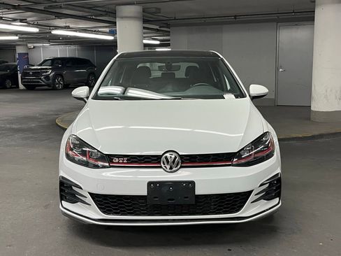Certified 2021 Volkswagen GTI S image 31