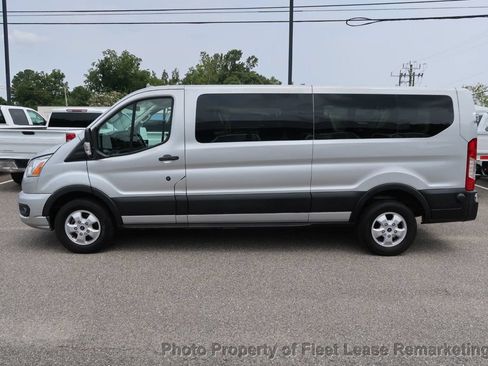 Used 2020 Ford Transit 350 XLT RWD image 2