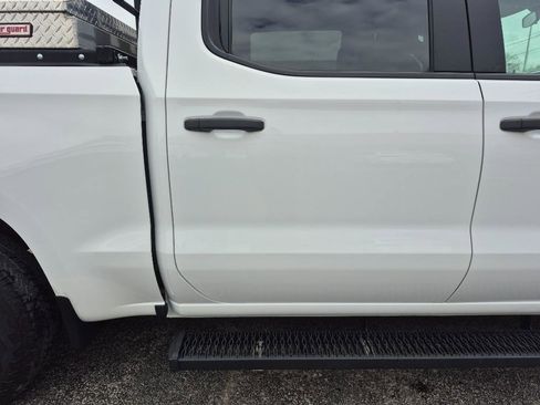 Used 2021 Chevrolet Silverado 1500 W/T w/ WT Value Package AWD/4WD image 12