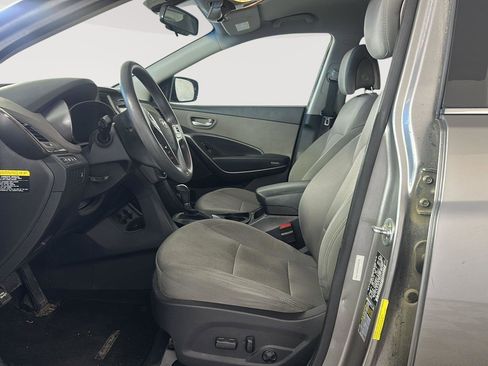 Used 2017 Hyundai Santa Fe Sport image 5