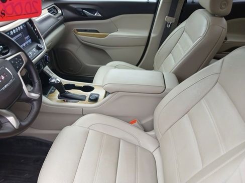 Used 2018 GMC Acadia Denali w/ Technology Package image 14