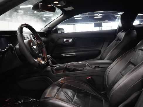 Used 2019 Ford Mustang GT Premium w/ GT Performance Package RWD image 10