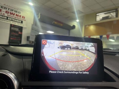 Used 2023 MAZDA MX-5 Miata Grand Touring w/ Weather Package RWD image 17