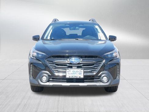 Used 2024 Subaru Outback Onyx Edition XT AWD/4WD image 2