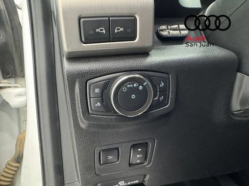 Used 2021 Ford F250 Platinum w/ FX4 Off-Road Package AWD/4WD image 28