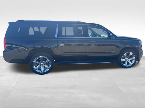 Used 2018 Chevrolet Suburban Premier AWD/4WD image 9