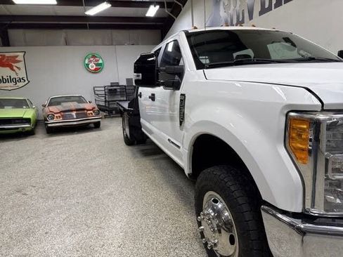 Used 2018 Ford F350 XL w/ Power Equipment Group AWD/4WD image 49