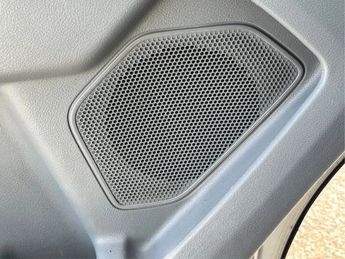 Used 2017 Ford Transit 350 XL RWD image 25