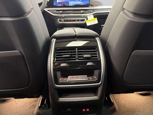 New 2026 BMW X5 xDrive40i w/ M Sport Package image 32