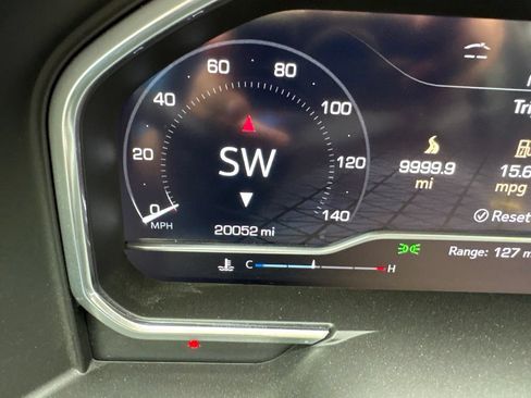 Used 2023 GMC Sierra 1500 AT4X w/ AT4X AEV Edition AWD/4WD image 11