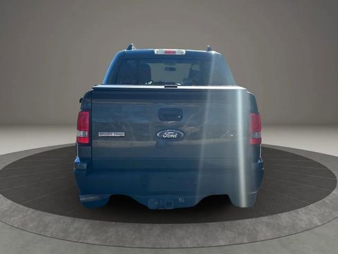 Used 2010 Ford Explorer Sport Trac XLT image 6