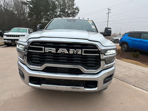 Used 2025 RAM 2500 Big Horn image 3