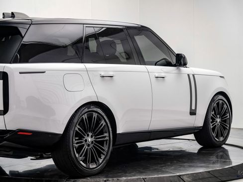 Used 2023 Land Rover Range Rover Autobiography AWD/4WD image 19